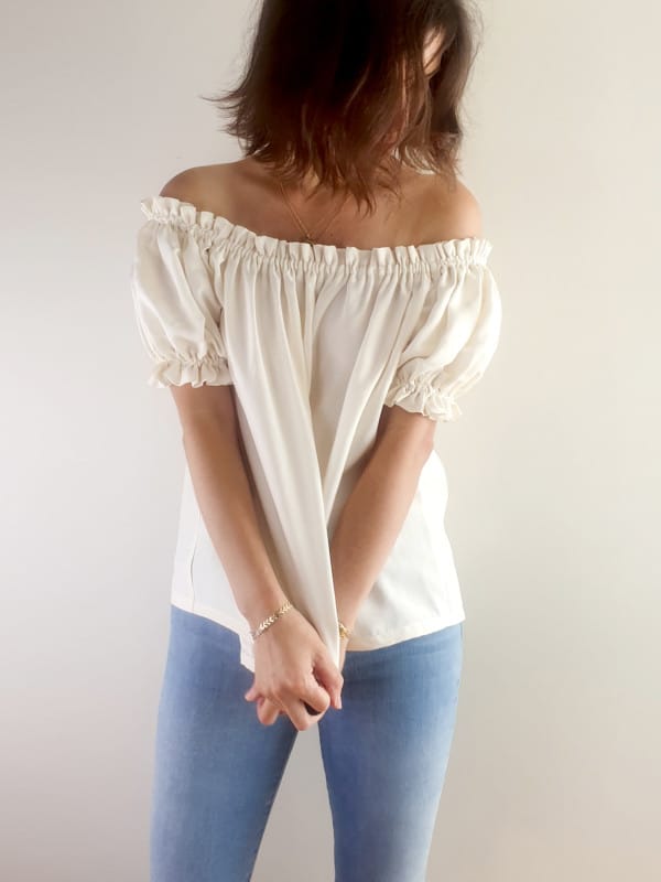 Polaris top pattern in a cream crepe